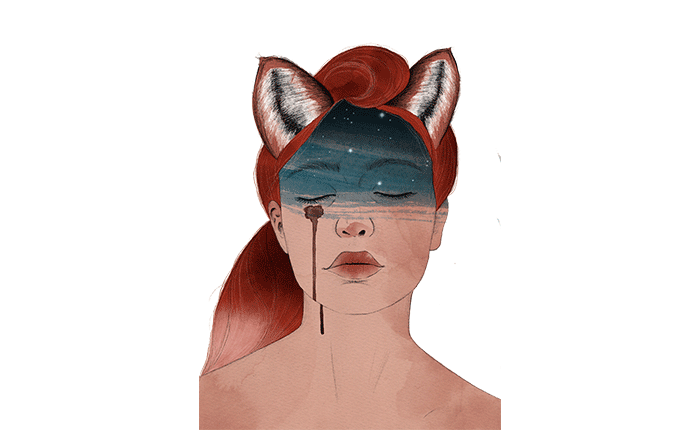 Donna con capelli rossi simili alla coda di volpe e orecchie